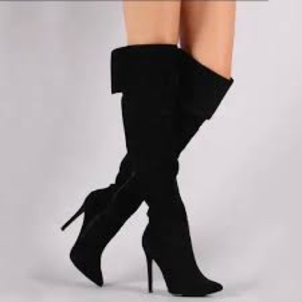 Women’s Wild Diva Black Suede Over Knee Boots Size 6 US!